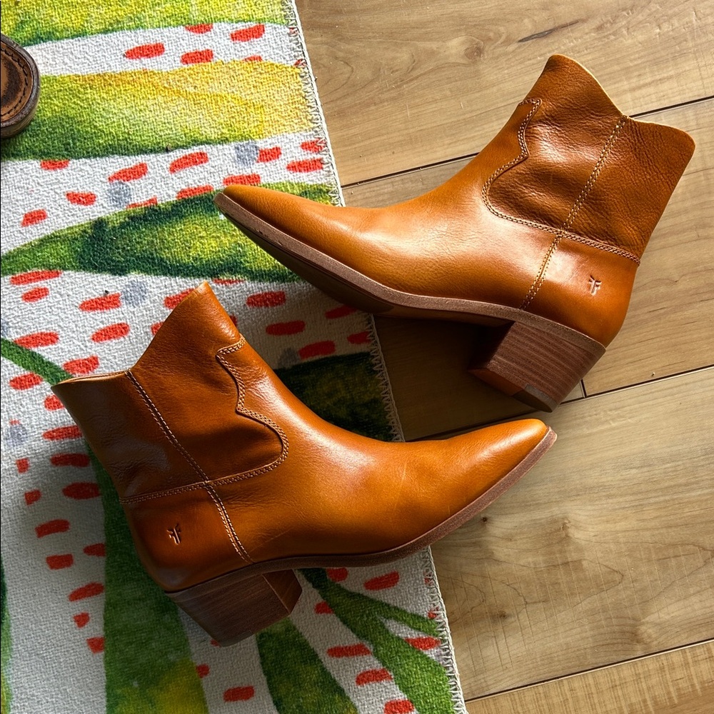 FRYE western bootie | new w/o tags